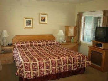 Buckeye Tree Hotel